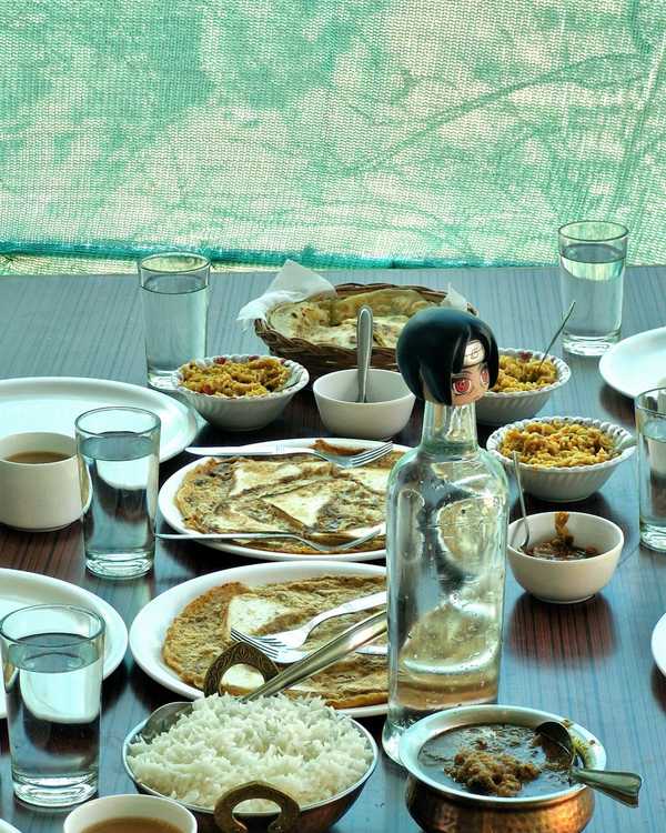 A table of local dishes from the Peaks N Valley Stays kitchen